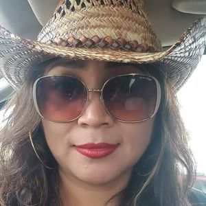 Meet your Posher, Rafaela